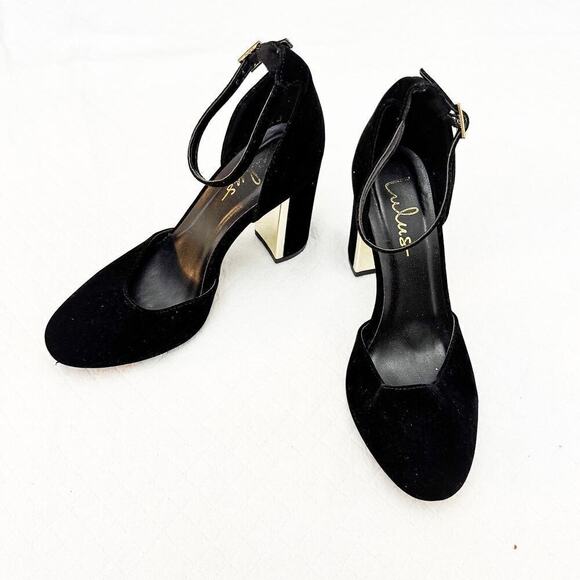 Lulu's Faux Suede Black Round Toe Block Heel Size 7.5 - Picture 2 of 7